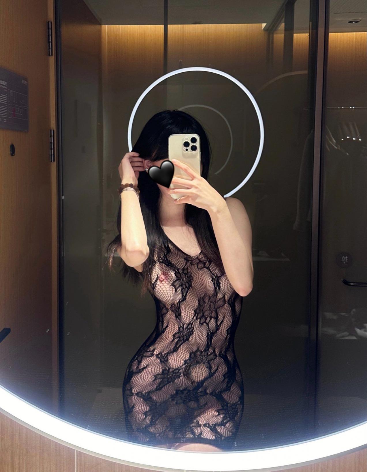 漂亮小姐姐[26P]