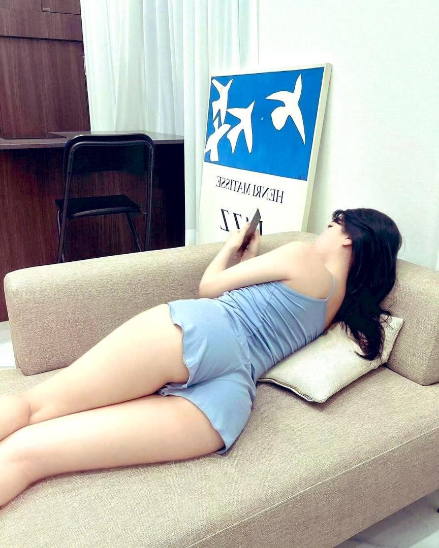 美丽动人的小姐姐[20251107]