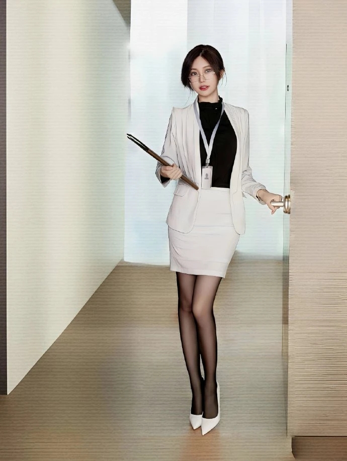 漂亮的小姐姐［20251107］