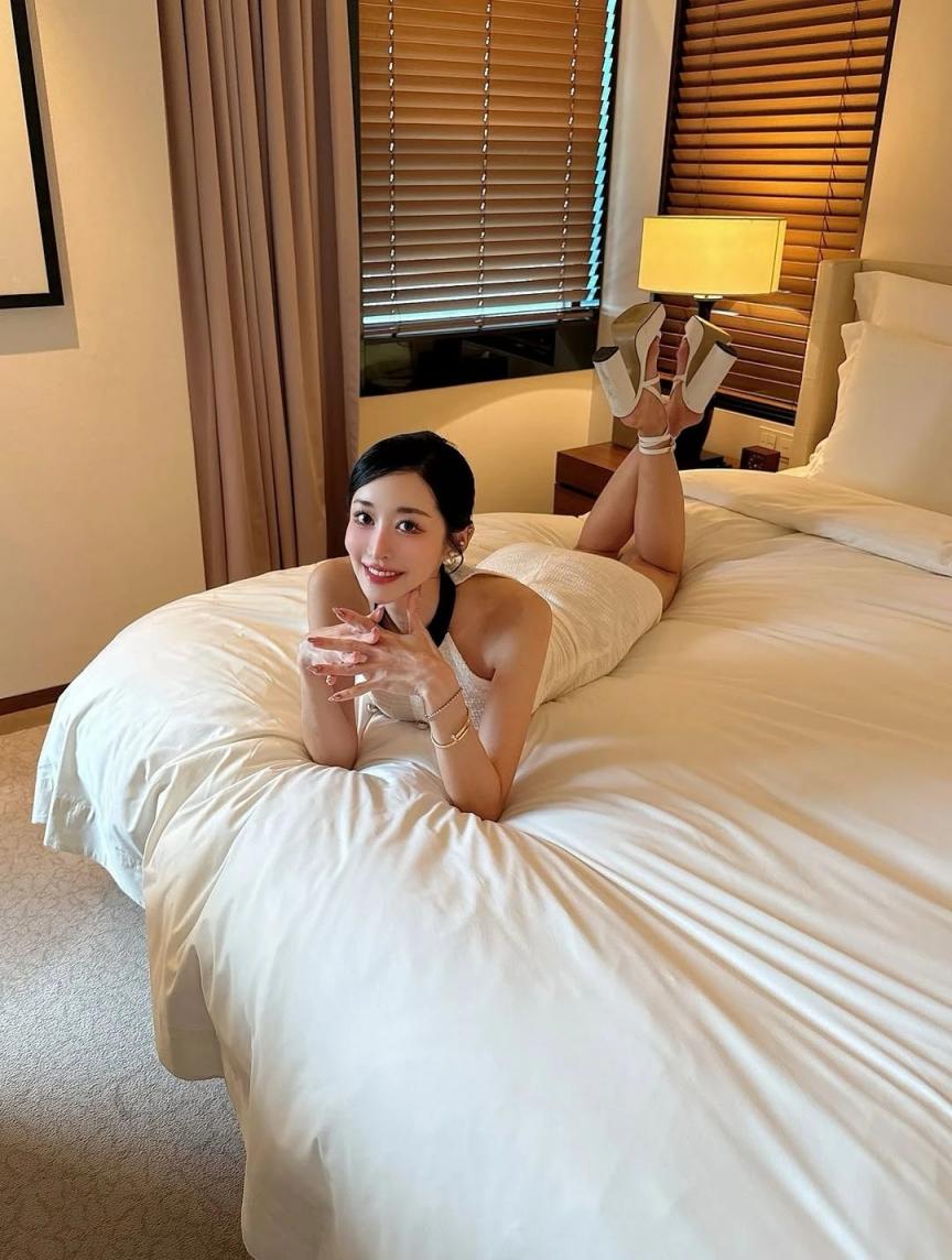 身材很棒的小姐姐