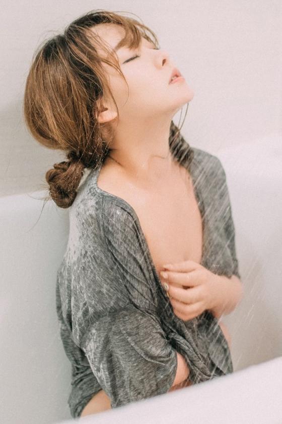 醉酒人妻性感妩媚