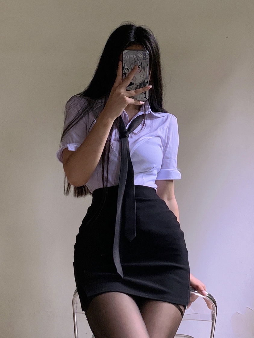 陈佩奇美丽大方性感写真 20251123