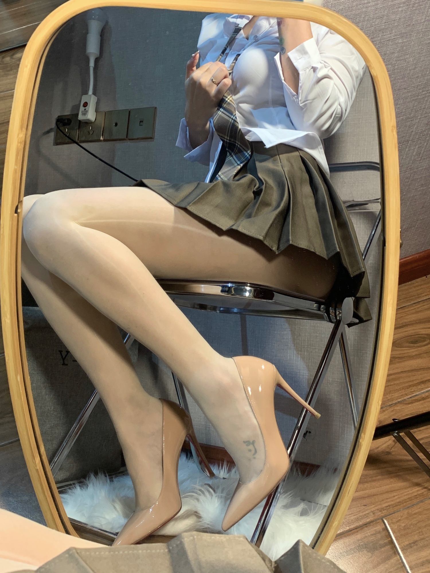 陈佩奇美丽大方性感写真 20251123