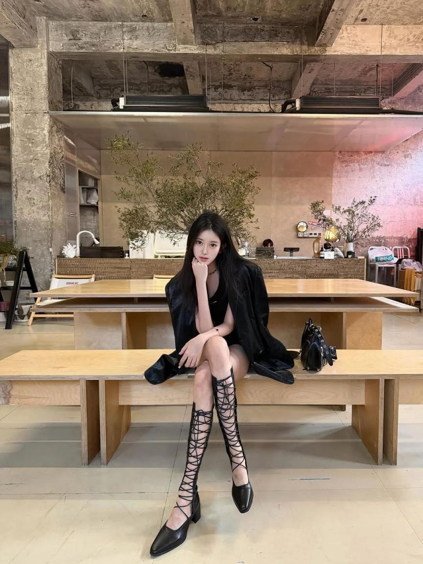 极品身材满屏大长腿