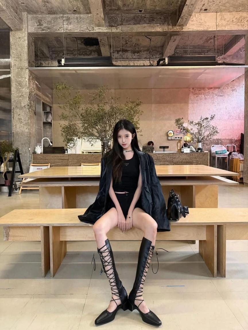 极品身材满屏大长腿