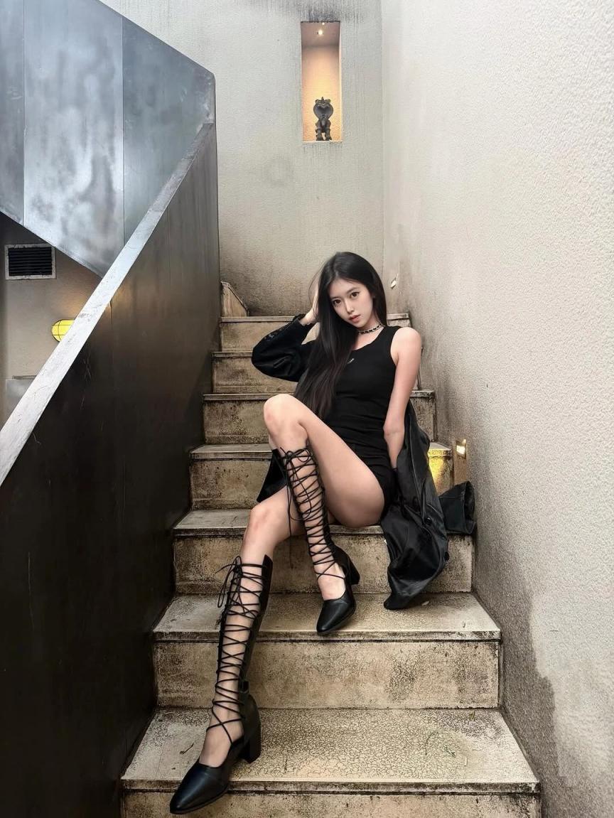 极品身材满屏大长腿