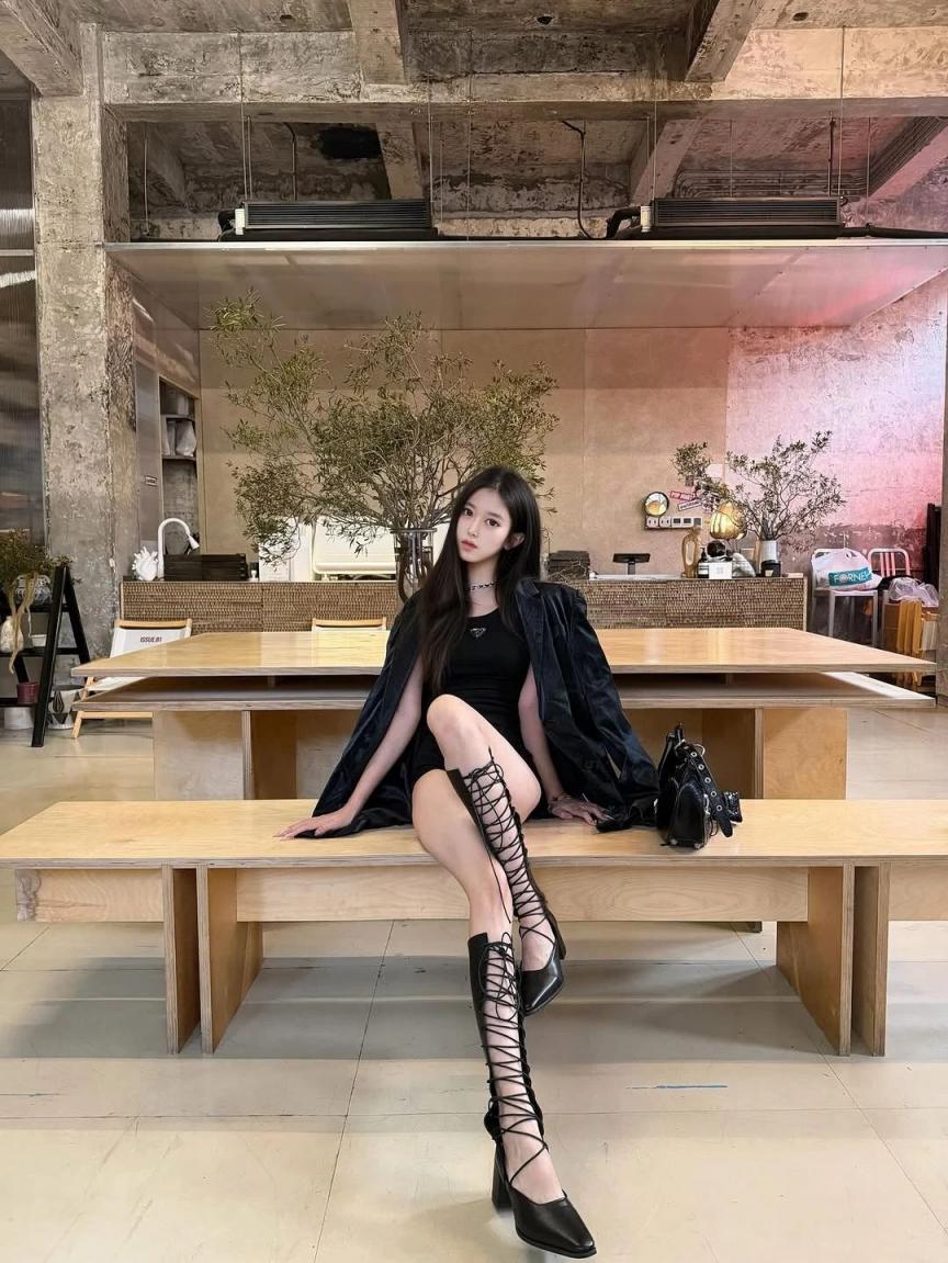 极品身材满屏大长腿