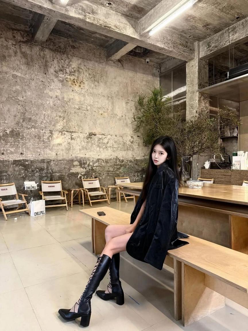 极品身材满屏大长腿