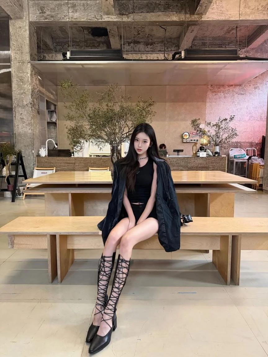 极品身材满屏大长腿