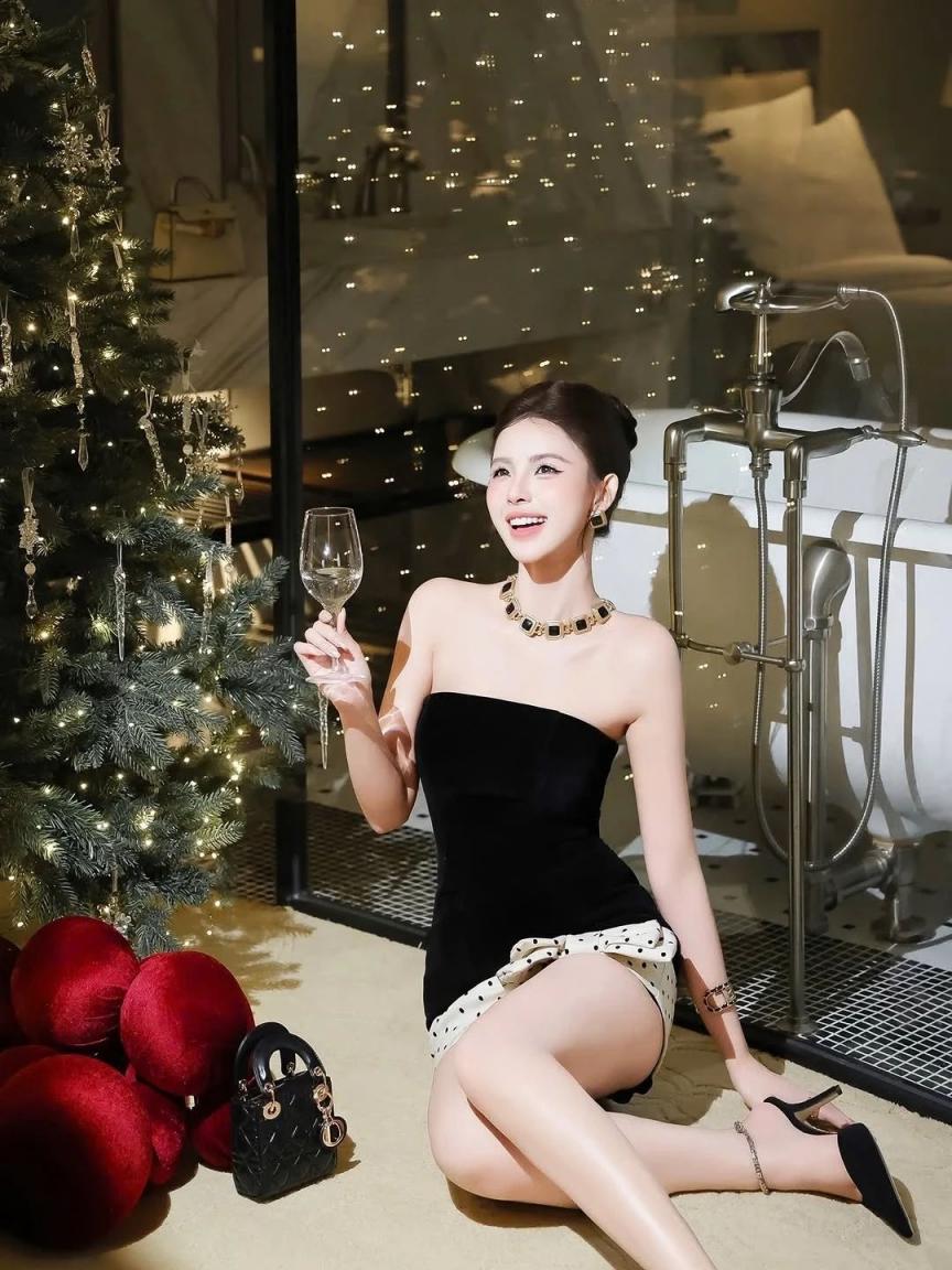 漂亮的小姐姐［20251123］