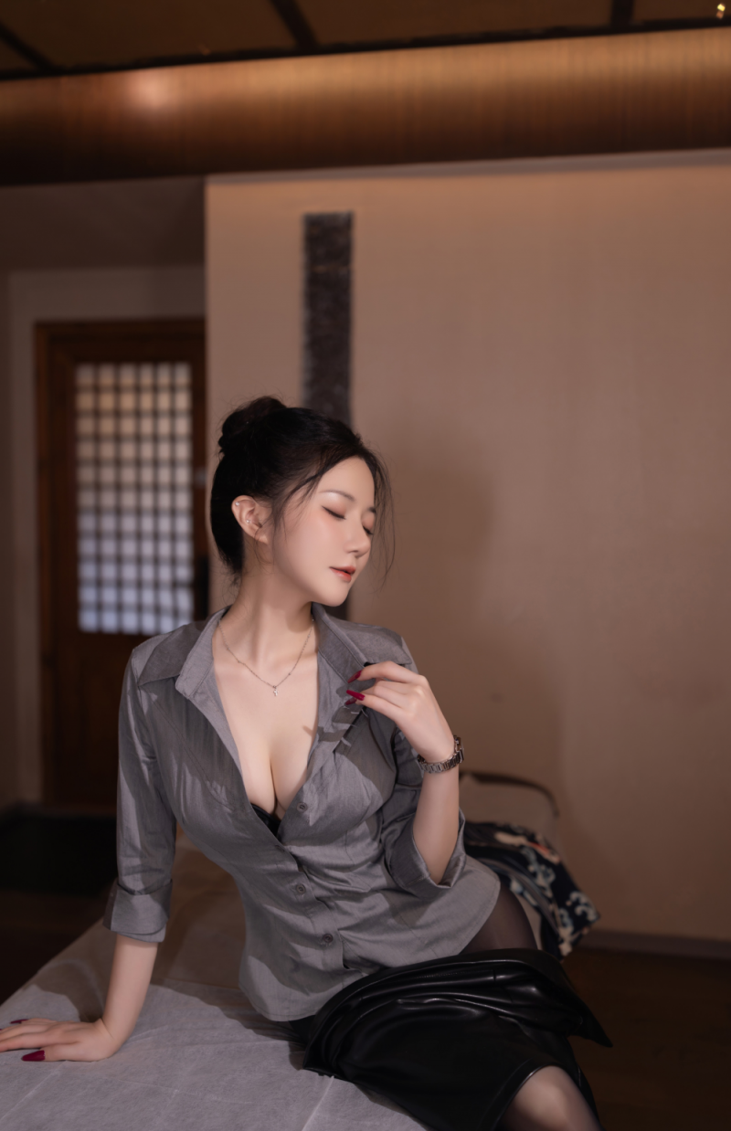 顶级黑丝OL的魅力