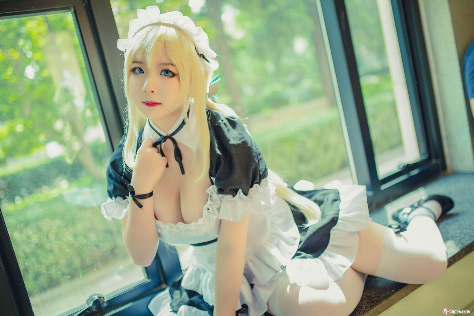 绝色女仆性感美图