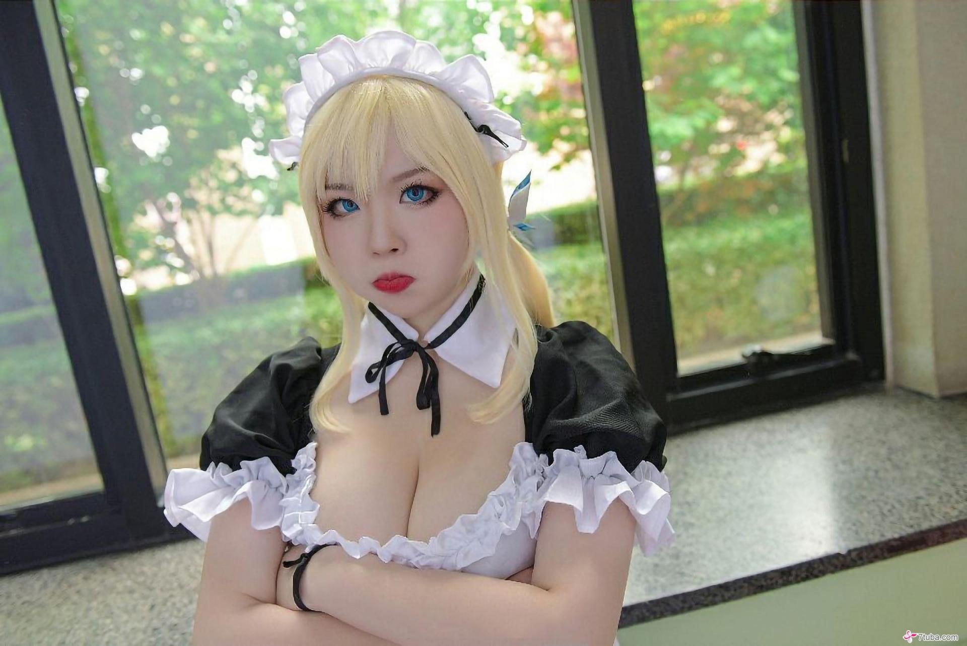 绝色女仆性感美图