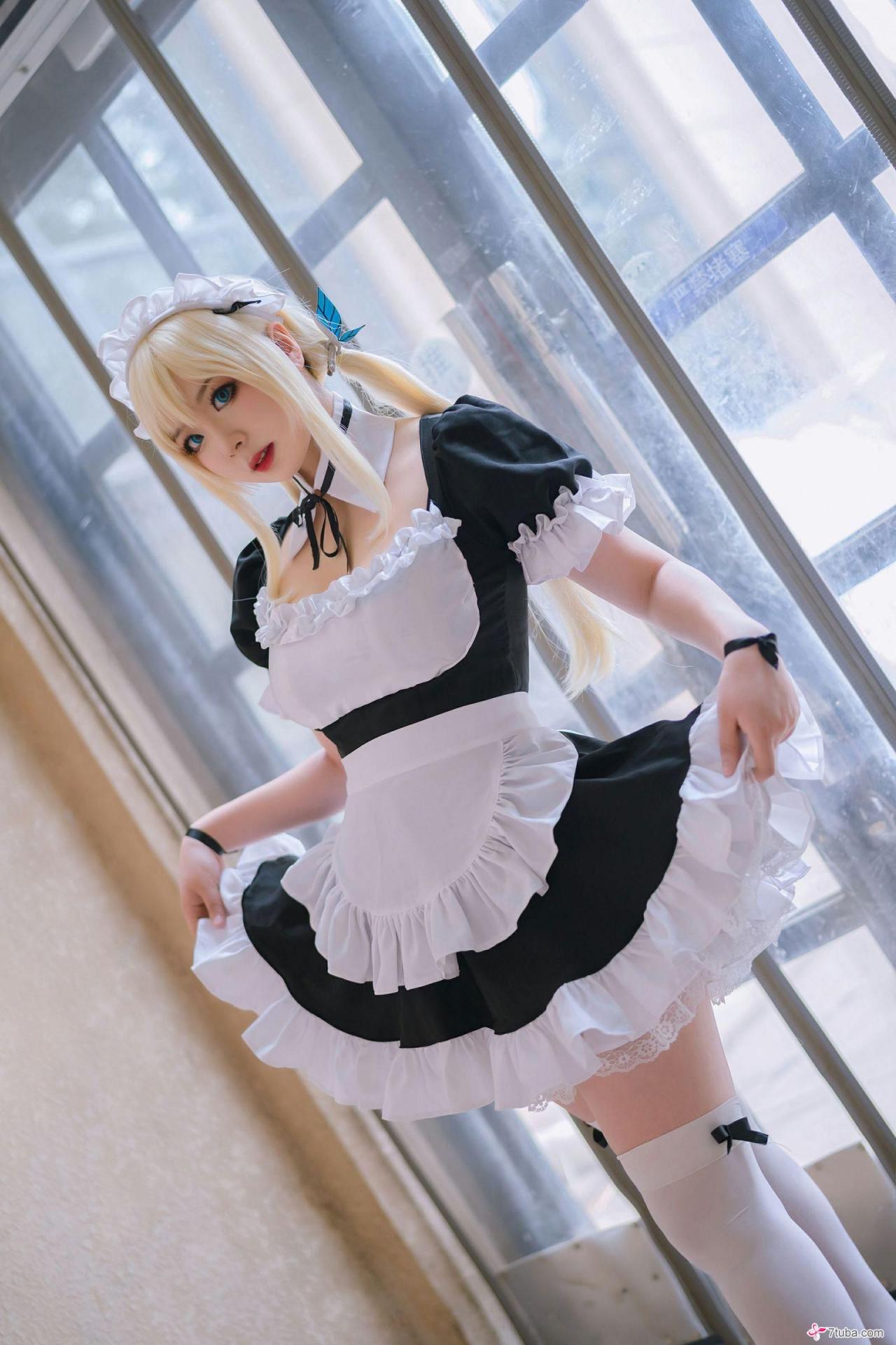 绝色女仆性感美图