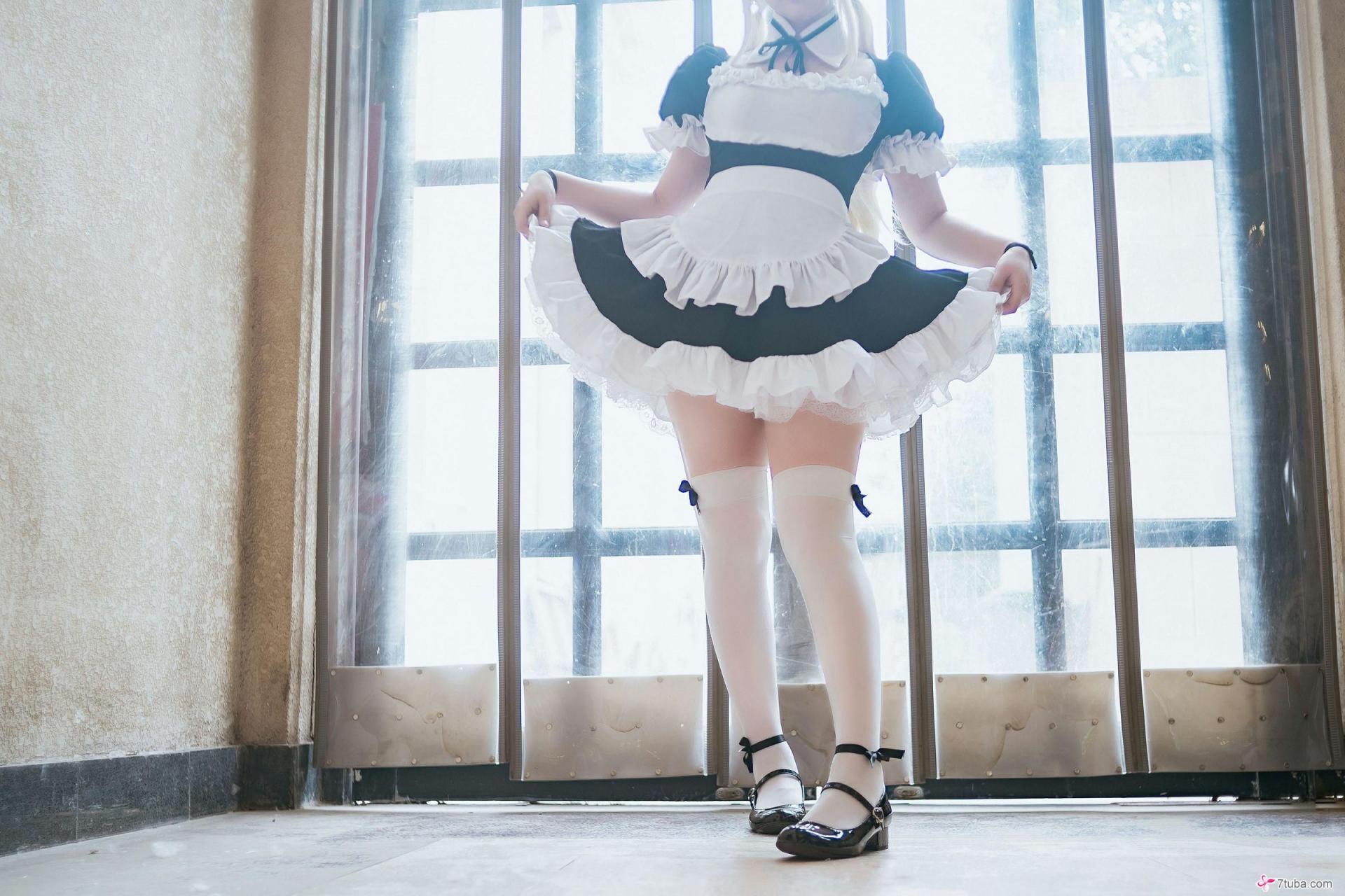 绝色女仆性感美图