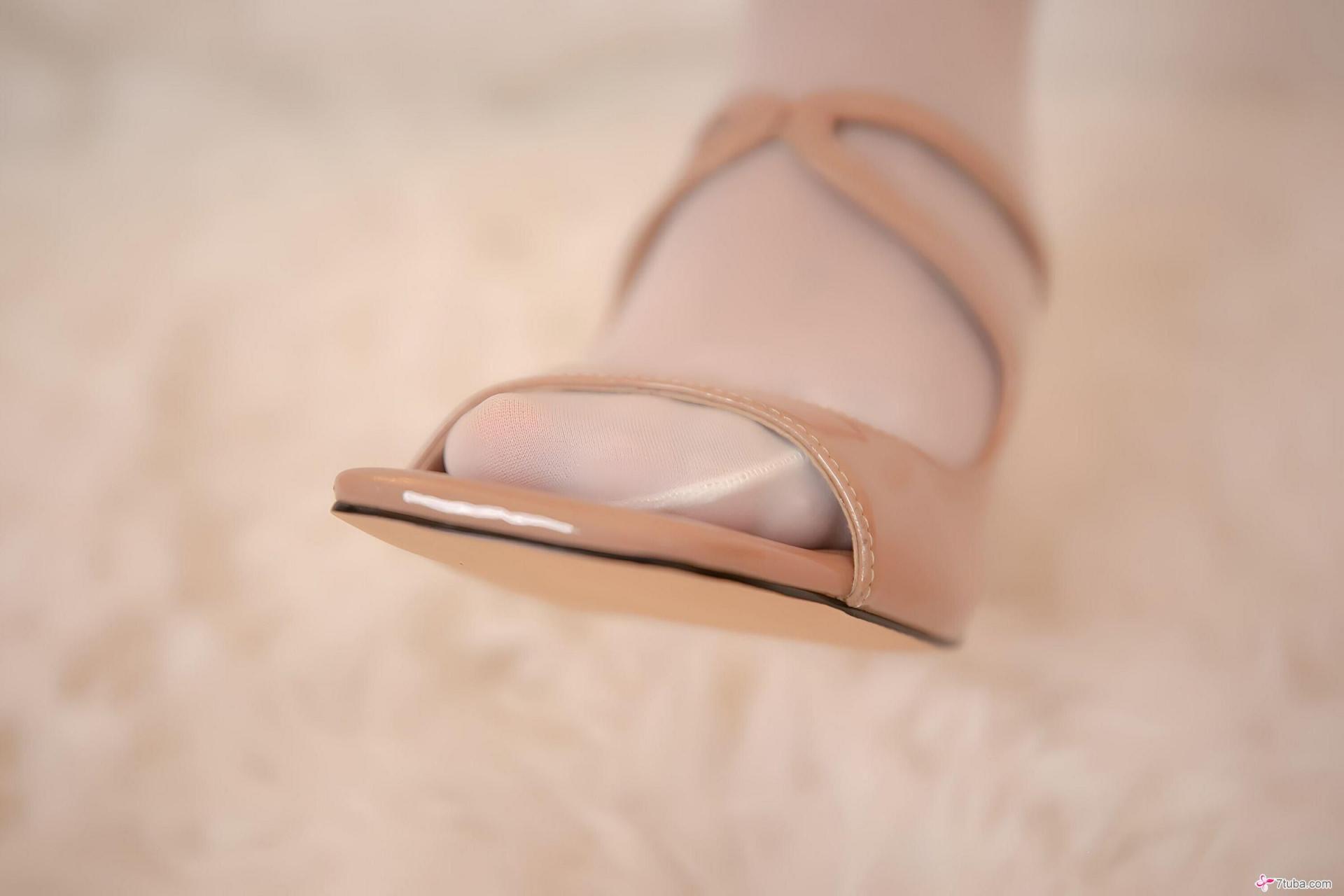 白猫公主性感美图