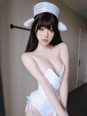 周三，小秘书角色扮演，掏空库存