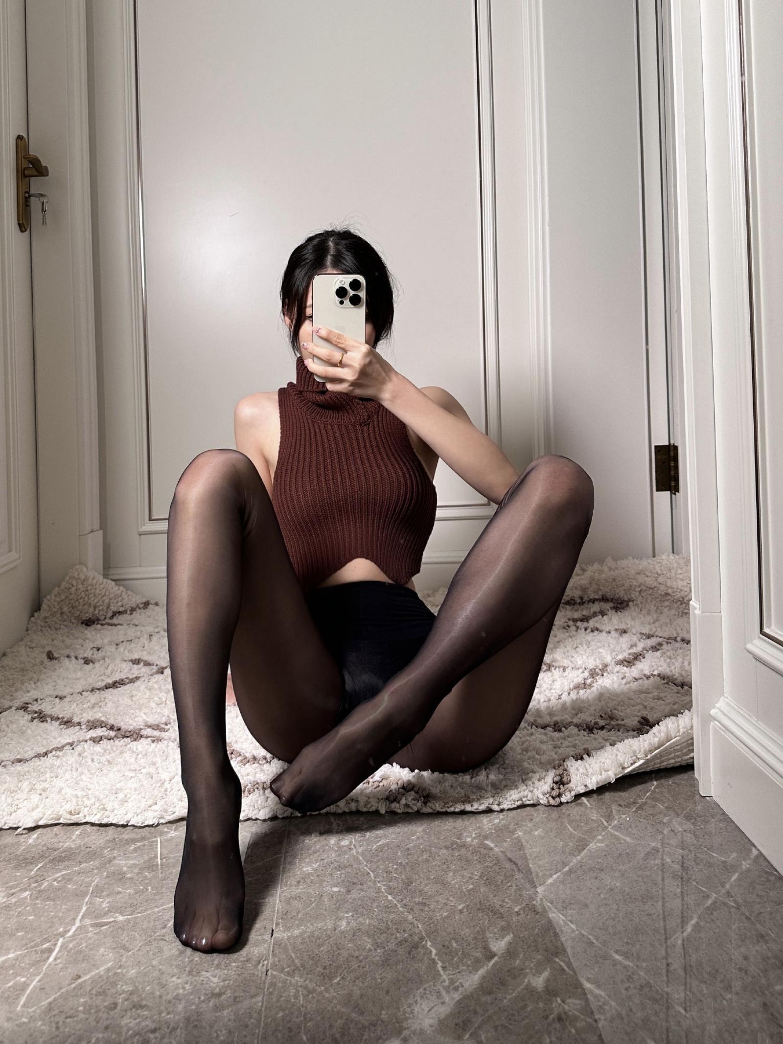 周三，看美女，解解乏