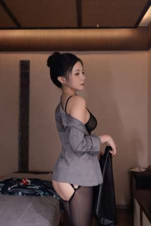 顶级黑丝OL的魅力