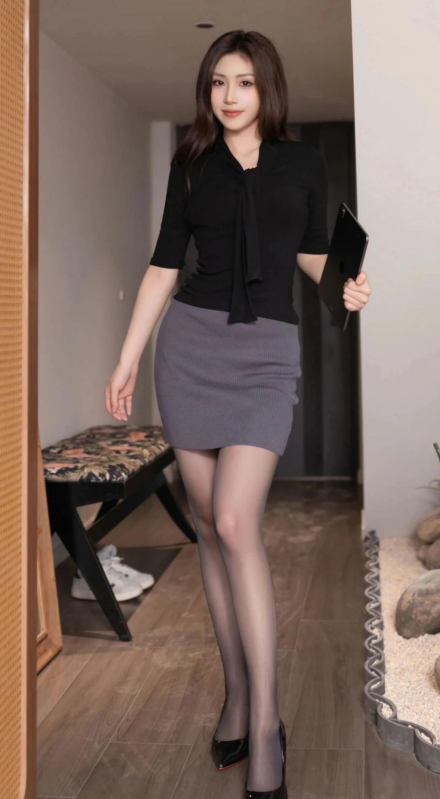 衬衫包臀裙，肉丝大长腿