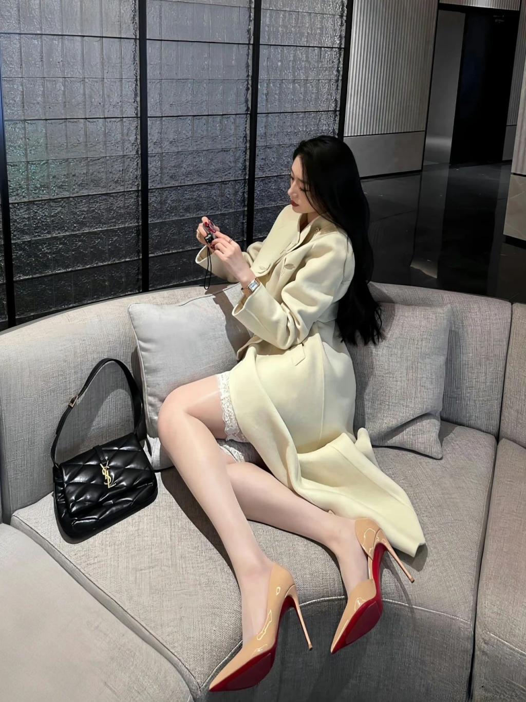 漂亮的小姐姐[36P]