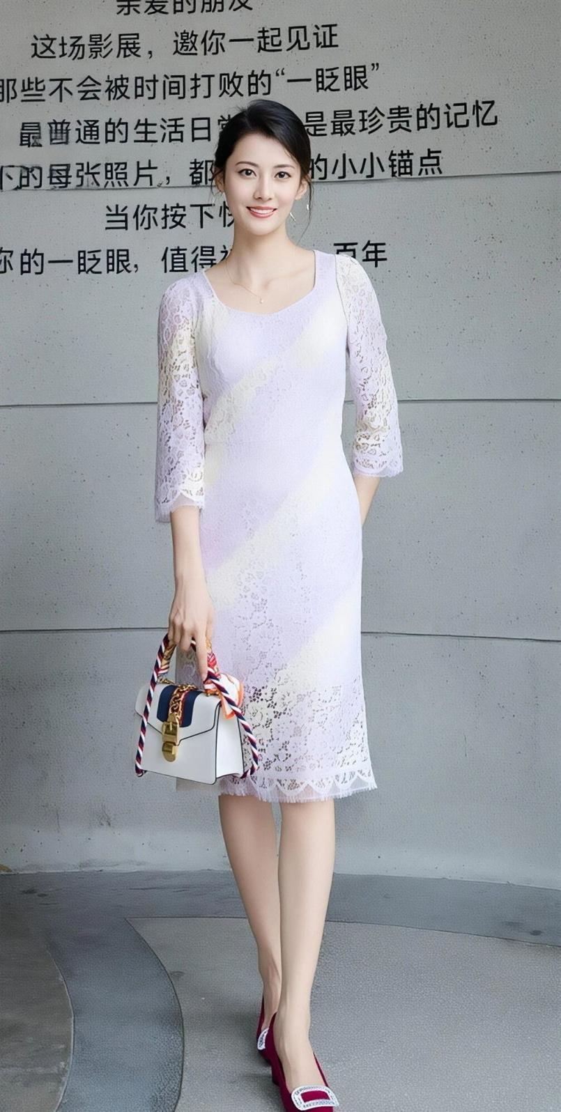 漂亮的小姐姐[36P]