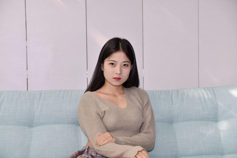 这小姐姐真的是骚的有感觉