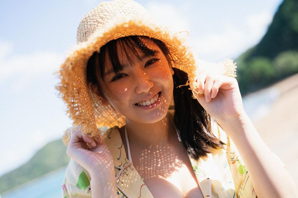 Aika Sawaguchi 沢口愛華