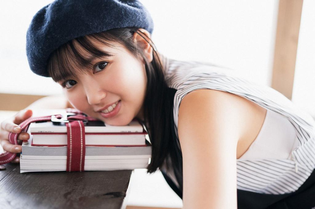 Aika Sawaguchi 沢口愛華