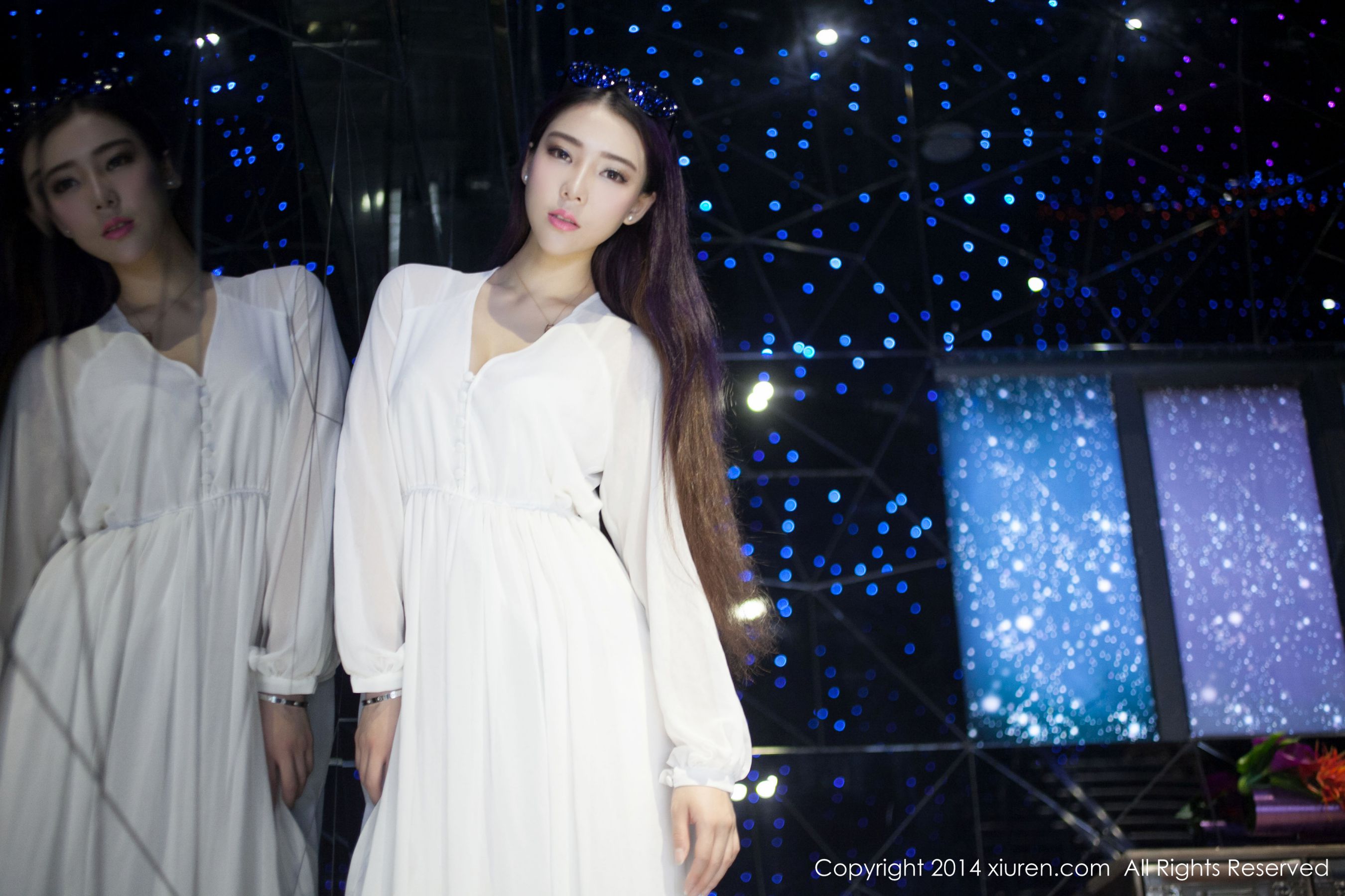 夢娜款款而来的特级女神诱惑迷人