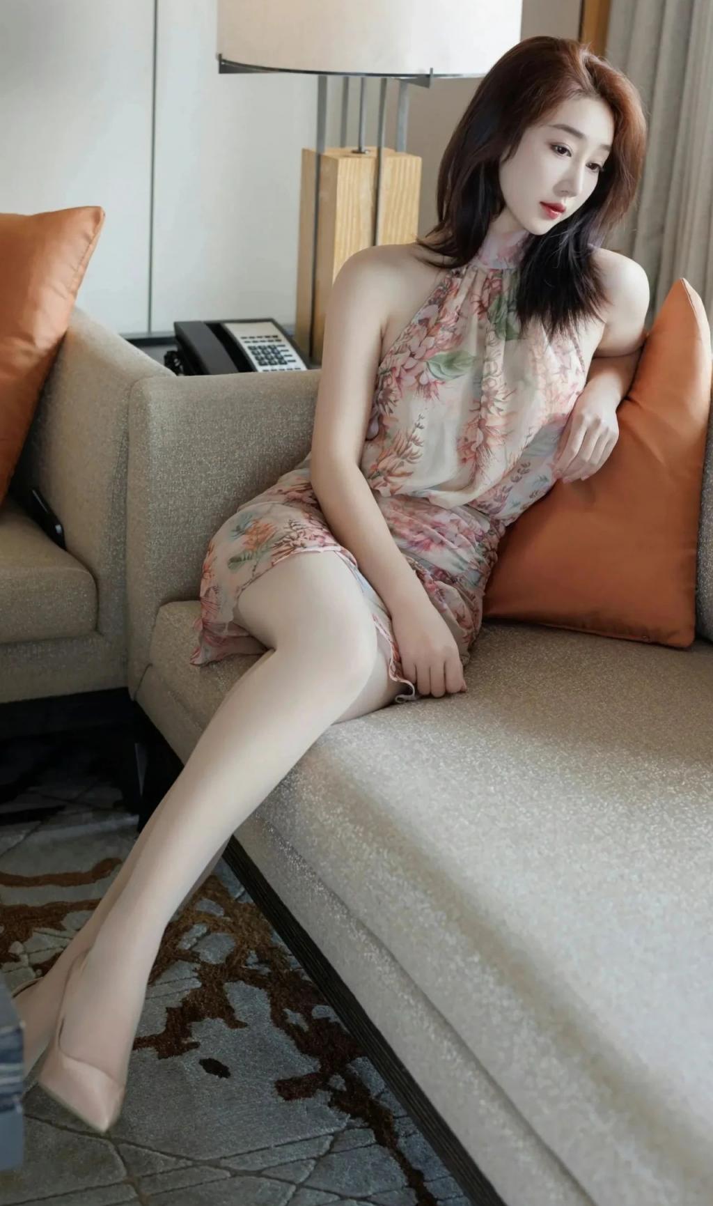 肉丝美腿，谁看了不迷糊