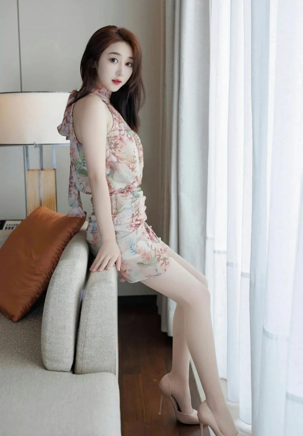 肉丝美腿，谁看了不迷糊