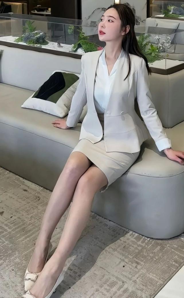 肉丝美腿，谁看了不迷糊