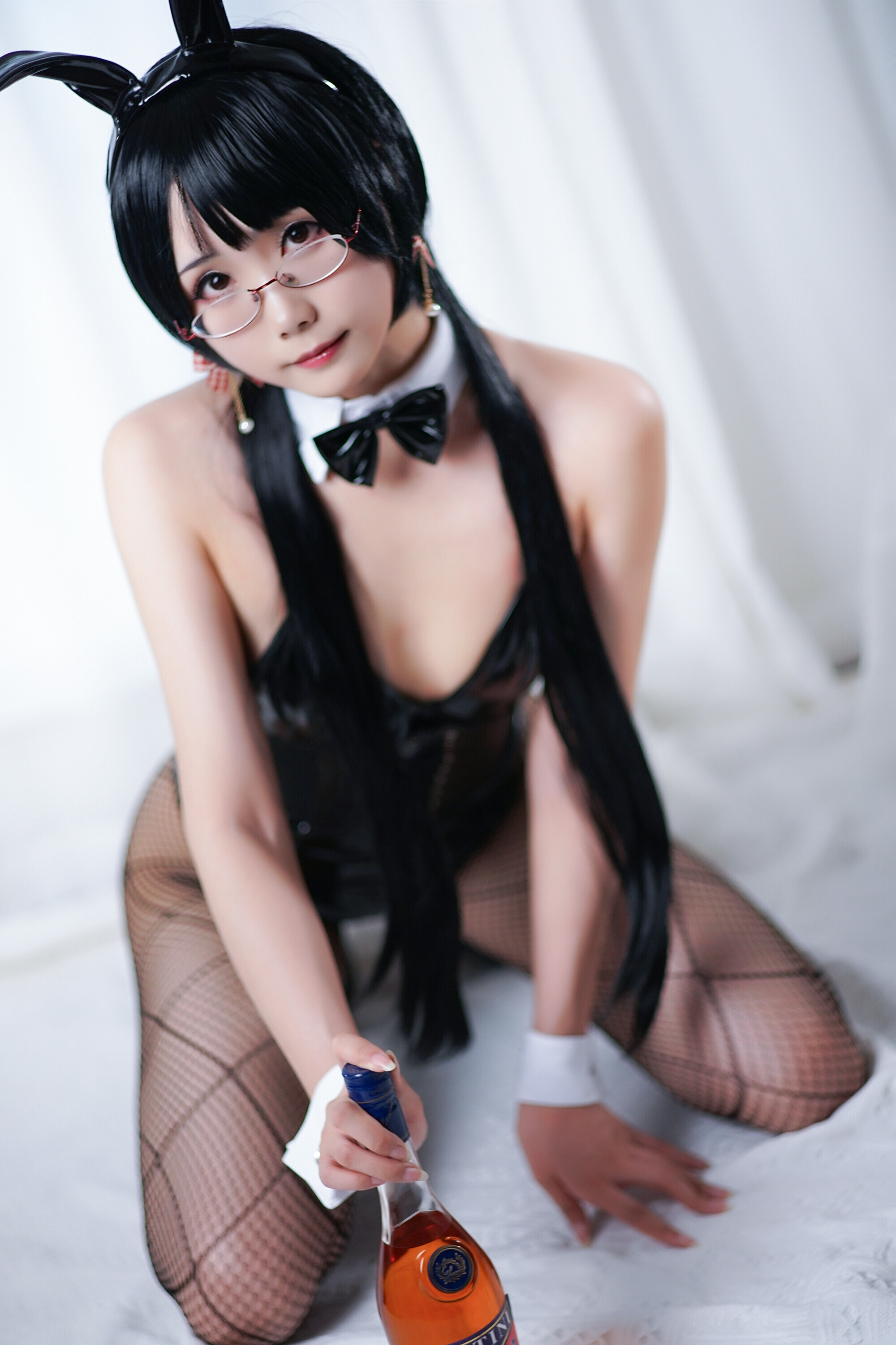 嫣嫣子 - 兔女郎黑丝渔网袜