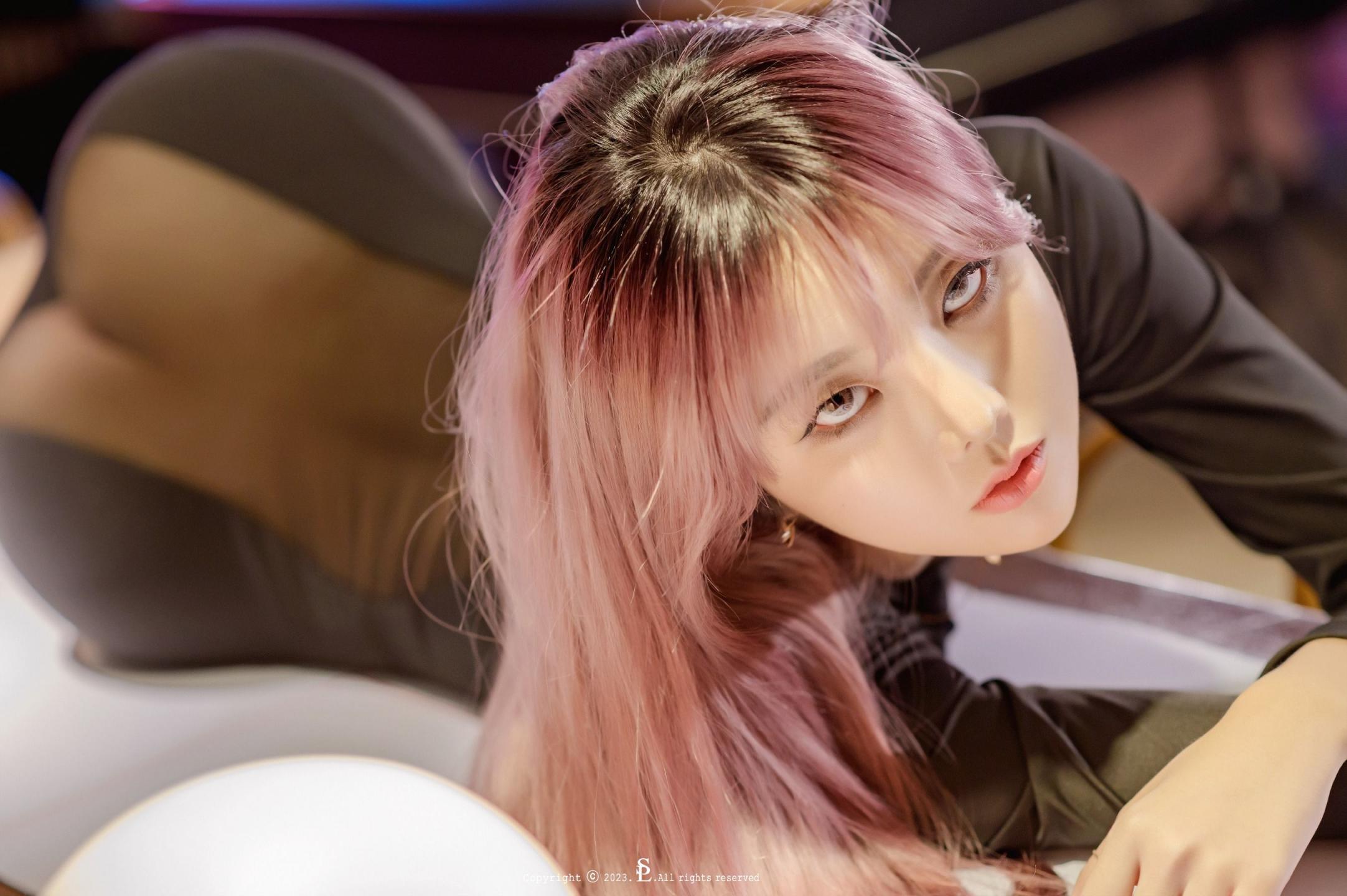 SAINT Photolife - Yuna