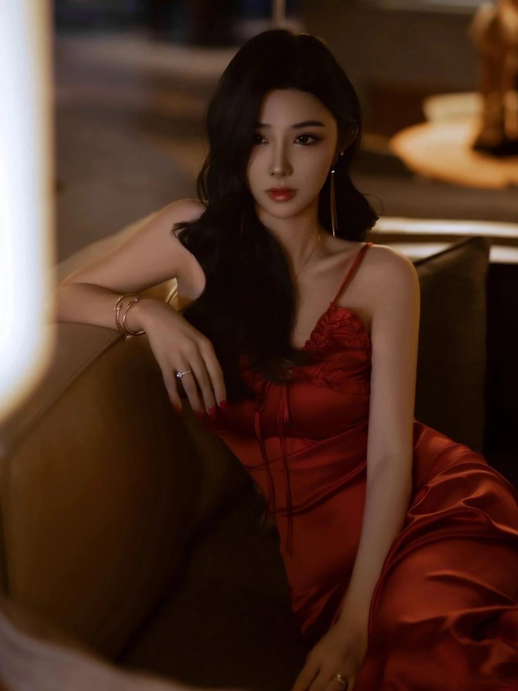 漂亮的小姐姐[20251219]