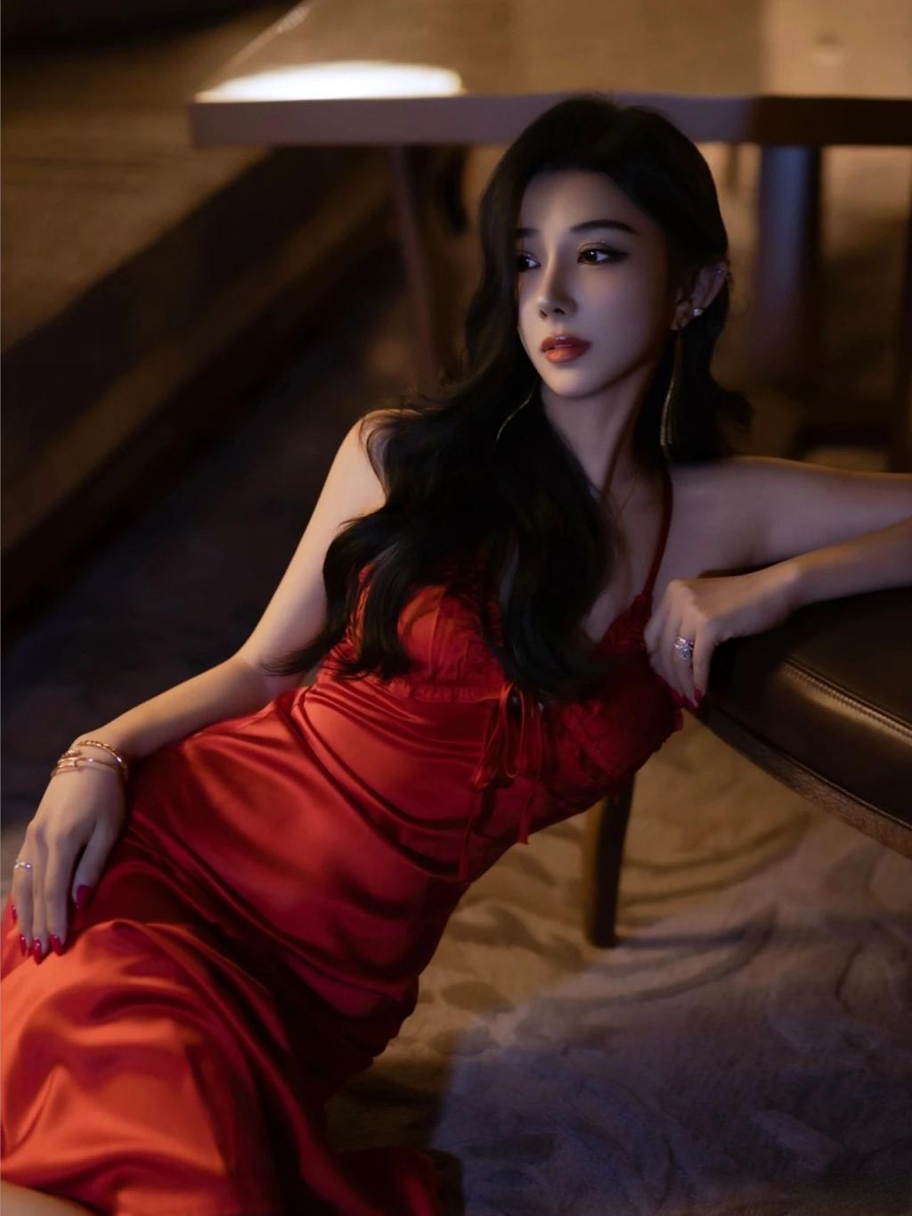 漂亮的小姐姐[20251219]