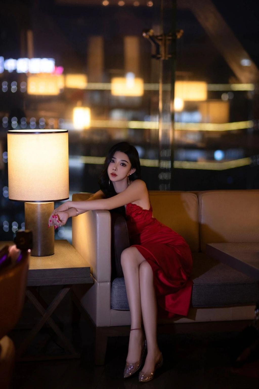 漂亮的小姐姐[20251219]