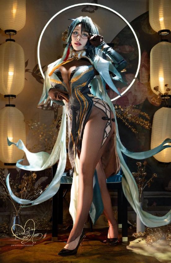 大胸妹陪你消磨摸鱼时光，晚上喝酒更舒坦