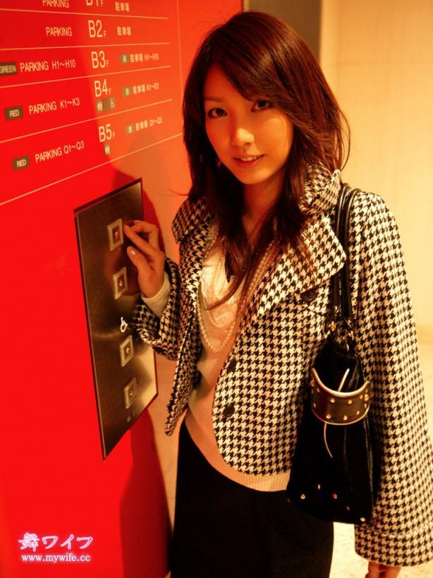 高橋 亜紀 Aki Takahashi 妃悠愛