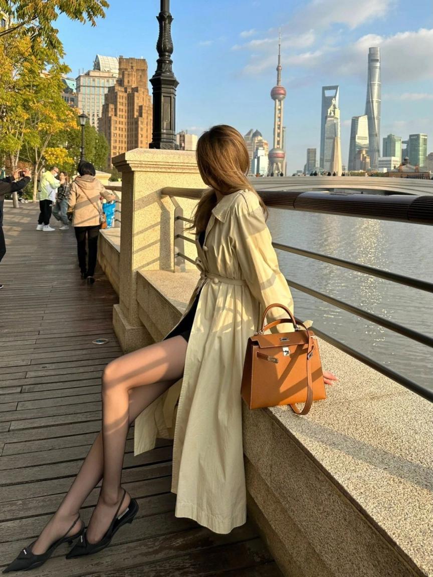 包臀裙纤腰美腿，太美了