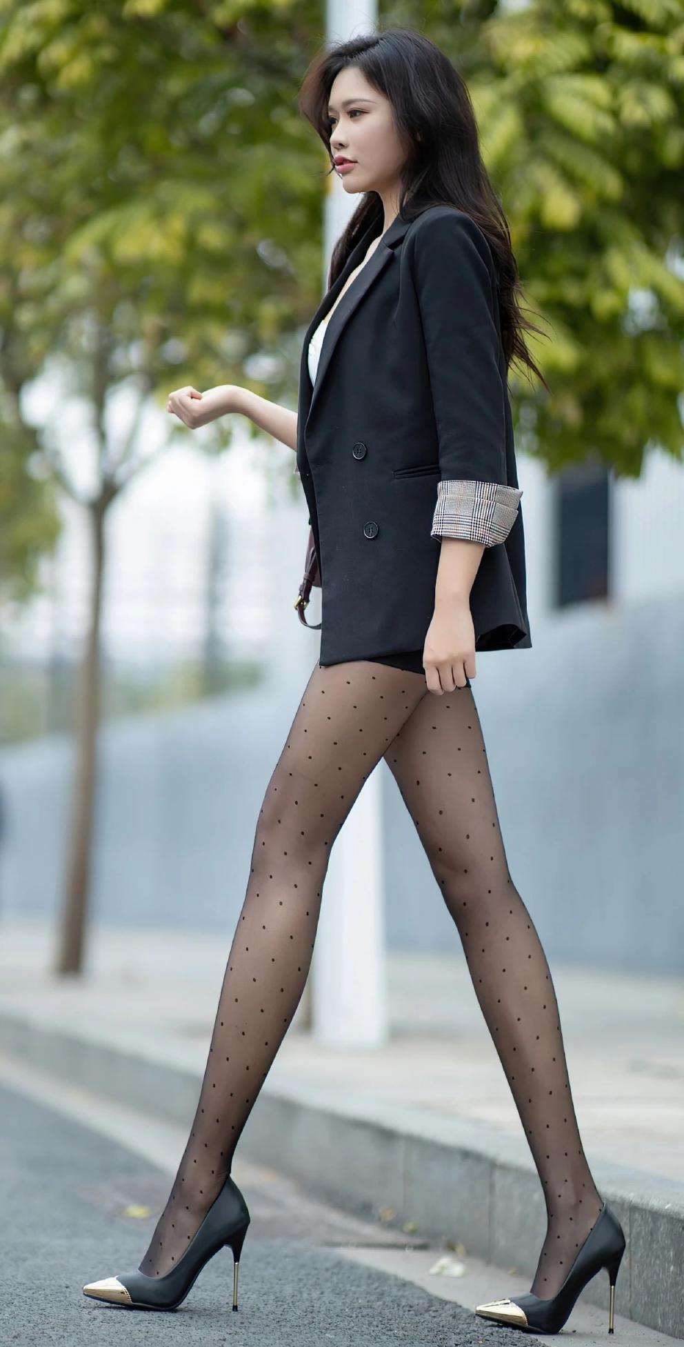 纤腰美腿，这谁顶得住