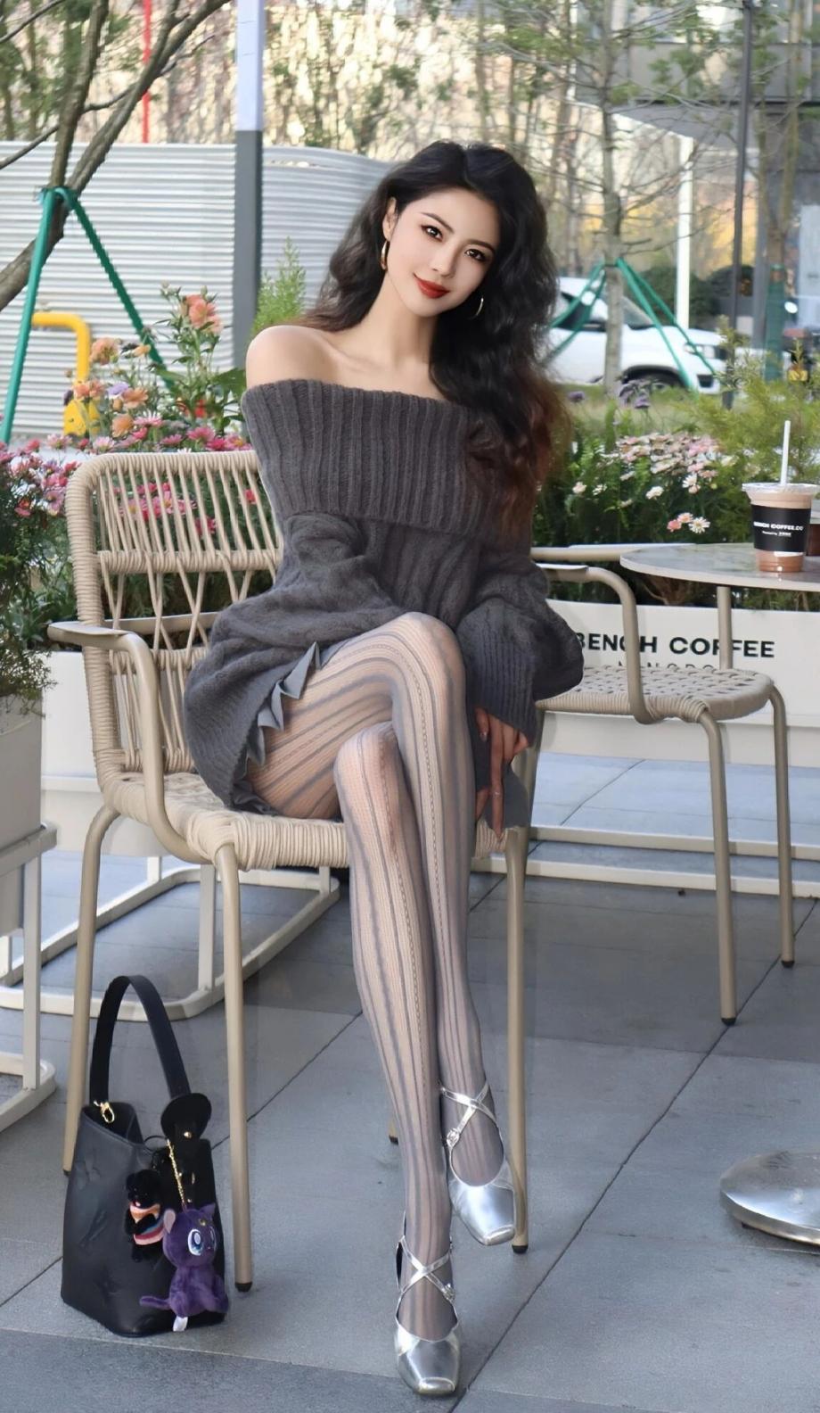 纤腰美腿，这谁顶得住