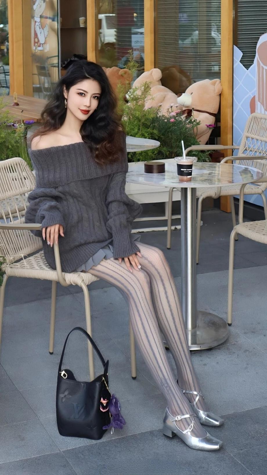 纤腰美腿，这谁顶得住