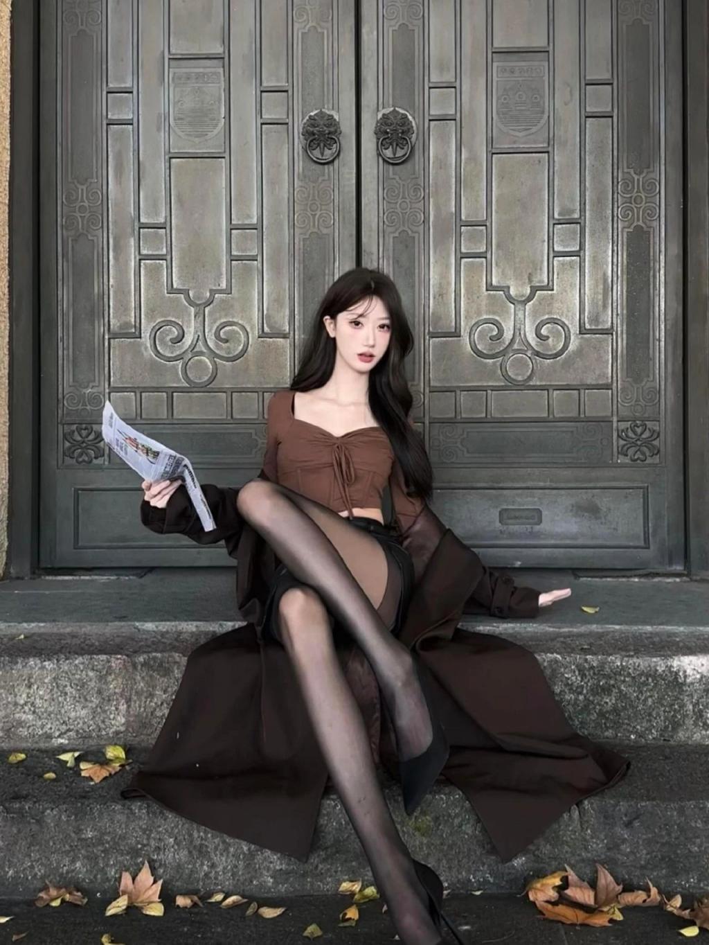 曲线婀娜，黑丝大长腿[57P]