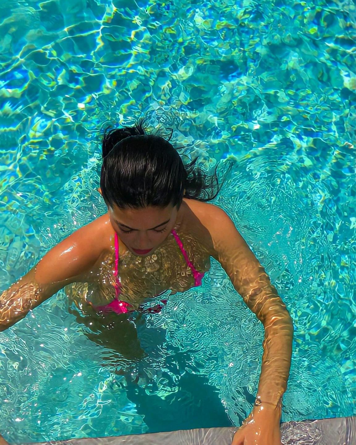 新年新气象，美胸、胶衣、角色扮演