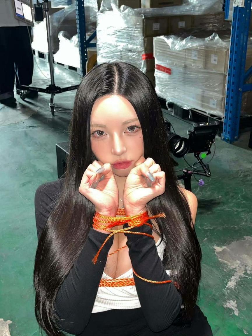 新年新气象，美胸、胶衣、角色扮演