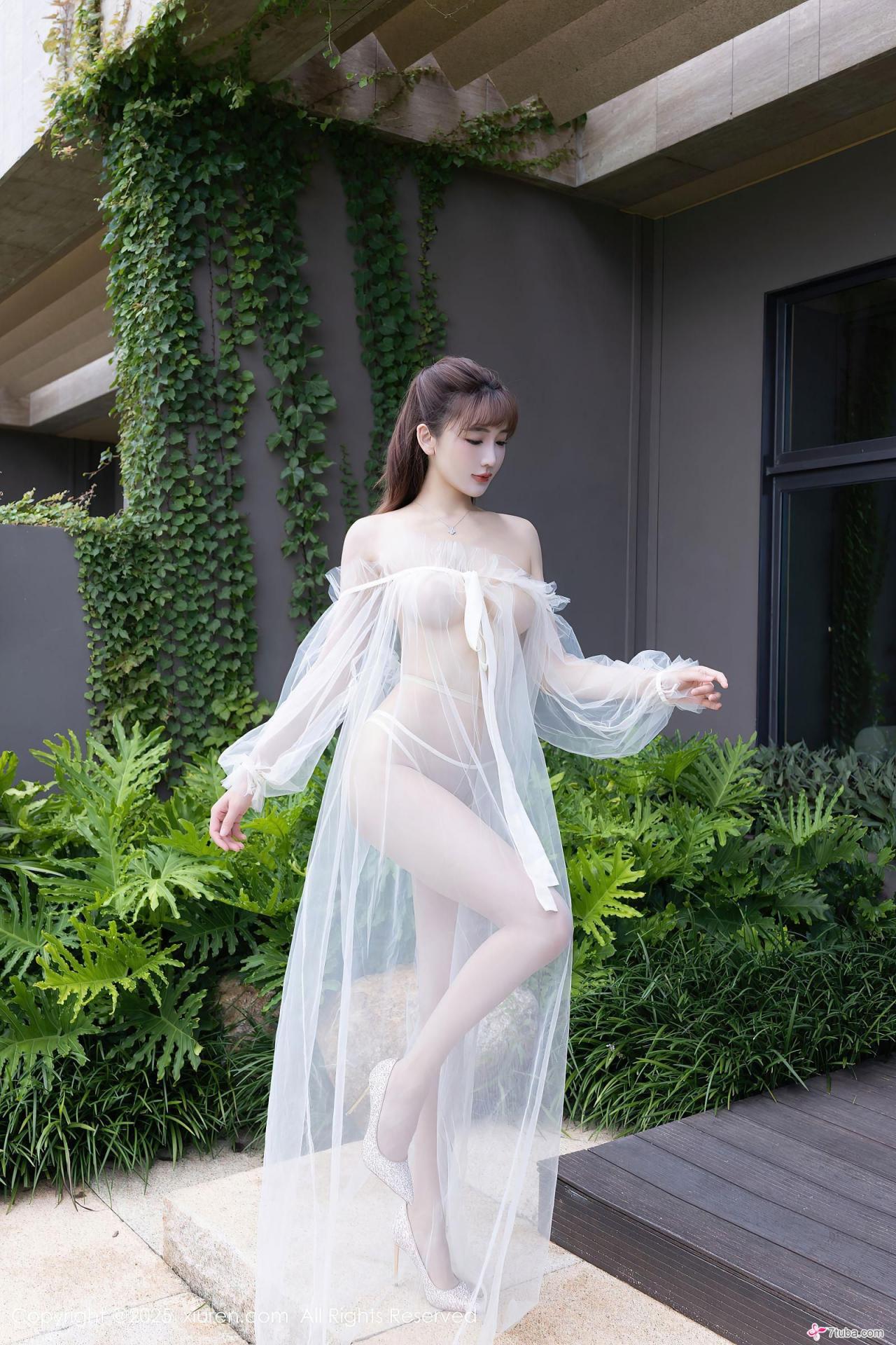 性感美图 纱衣萱萱