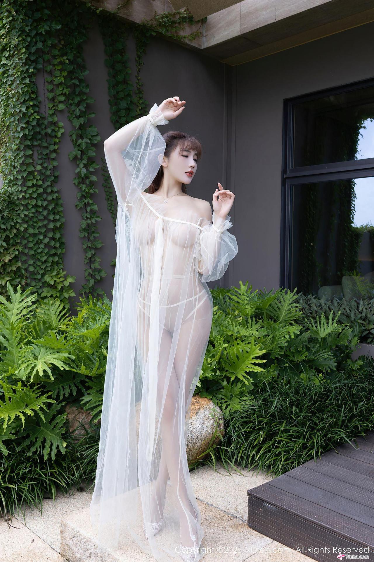 性感美图 纱衣萱萱