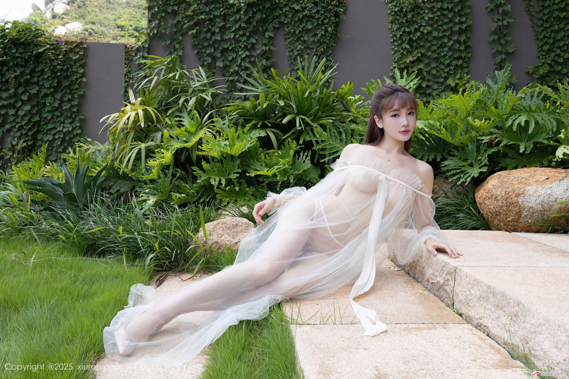 性感美图 纱衣萱萱